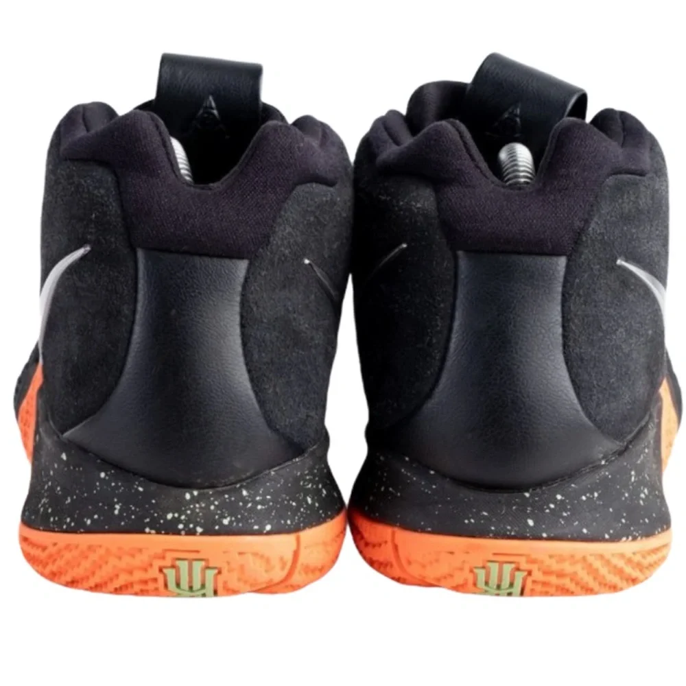 Nike Kyrie 4 Black‎ Metallic Silver 943806-010